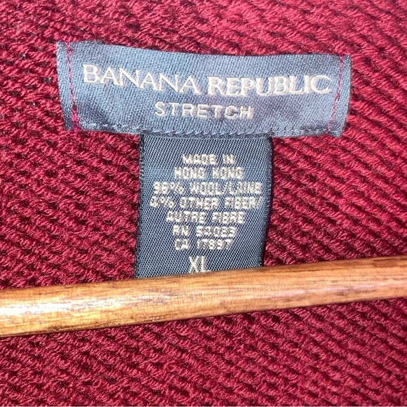 Banana Republic Stretch Red Knit Wool Blend V-Neck Sweater Size XL - Picture 3 of 3